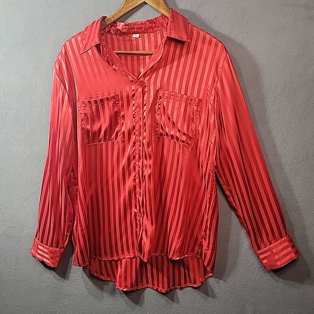 SHEIN Satin Shirt Women's Medium Red Striped Jacquard Button‎